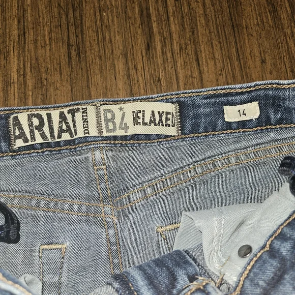 Ariat Kids Classic Blue Jeans - Picture 7 of 13